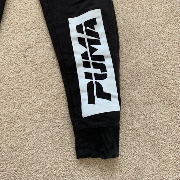 Boys Black Puma Sweatpants - Picture 2 of 4